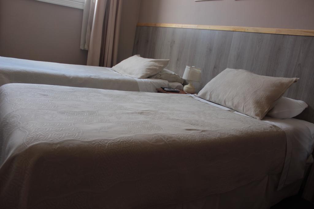 Alhambra Hotel San Antonio  Pokój zdjęcie