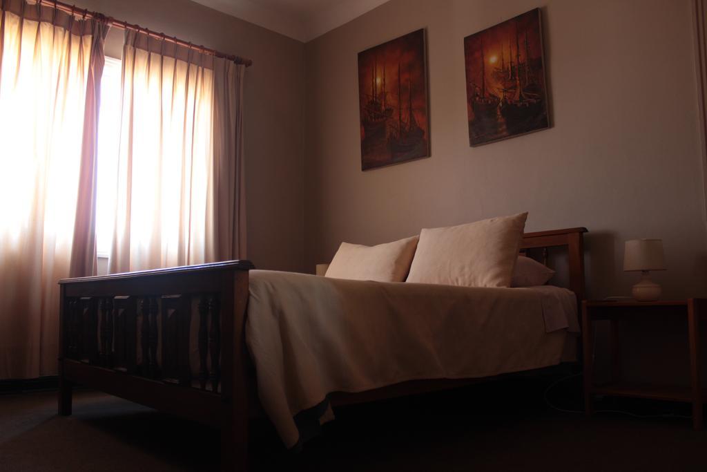 Alhambra Hotel San Antonio  Pokój zdjęcie